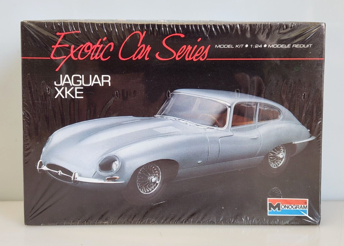 1989 Monogram Jaguar XKE Exotic Car 1/24 Plastic Model Kit 2907