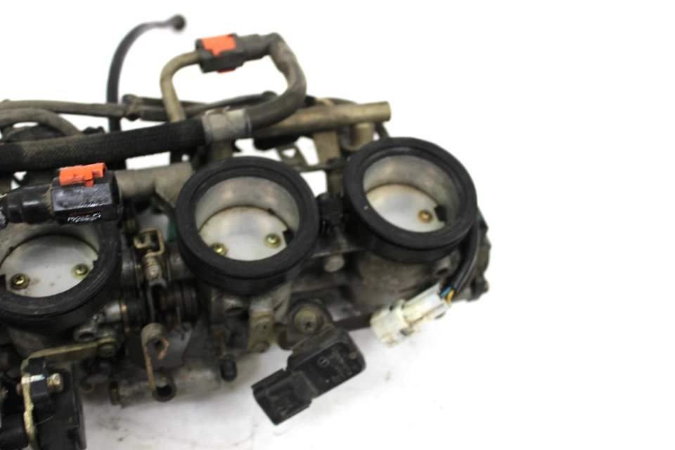 Carrocerías de acelerador Kawasaki Ninja ZX10R 04-05 Foto 3 de 4