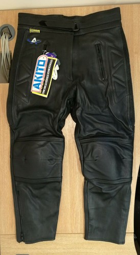 Akito V-Force Ladies Leather Motorcycle 