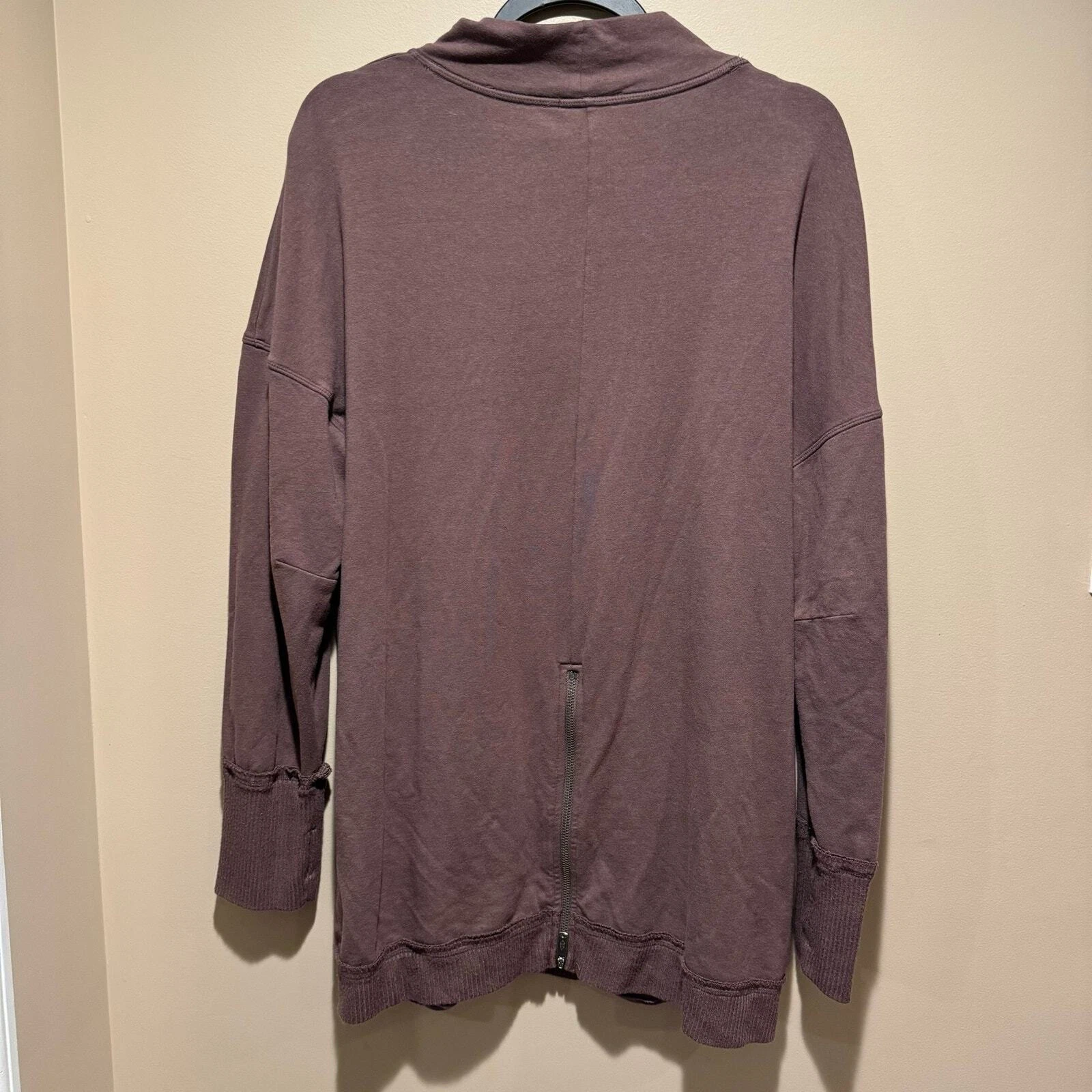 free-people-movement  shirt
