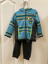 NEW Boys Marvel Comics 3 Piece Set Fleece Hoodie Short Sleeve Shirt Pants, 4T