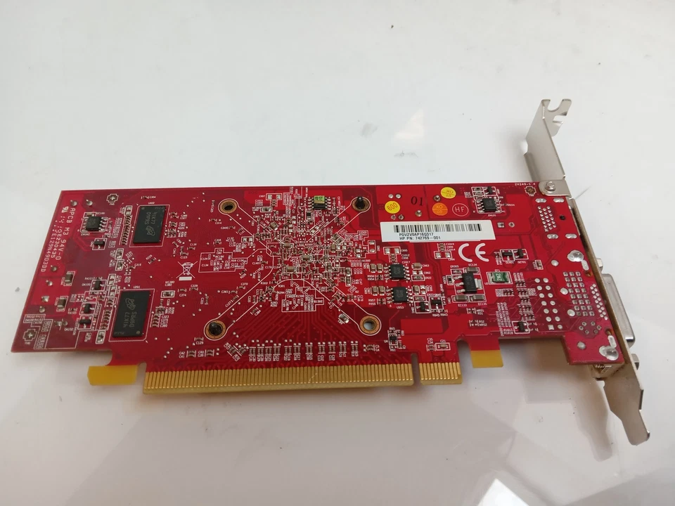HP AMD Radeon HD8740 1GB DDR3 PCIe Video Graphics Card 742769-001 - Image 3 of 4