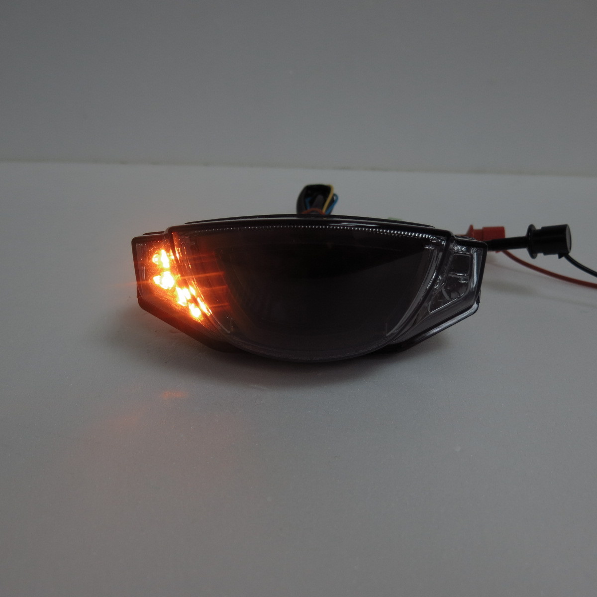 Feu LED clignotants intégrés Ducati Scrambler pour virées nocturnes - 3