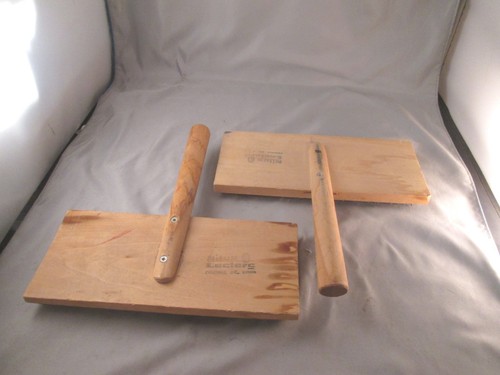 Pair (2) NILUS LECLERC Cotton Wool Carder Carding Paddles 4 X 9 used good cond