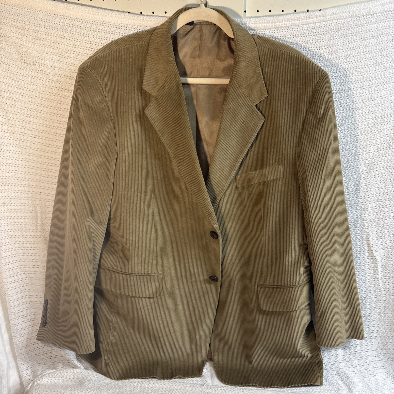 vintage Stafford men's tan corduroy blazer sport coat. Size 42S