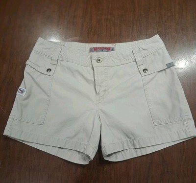 Vintage Y2K-era Silver Jeans khaki cargo shorts, manufactured in Canada. W 32