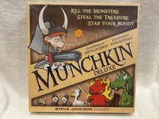Munchkin Deluxe - Board Game - Family Roleplaying Card Game - NEW FACTORY SEALED
