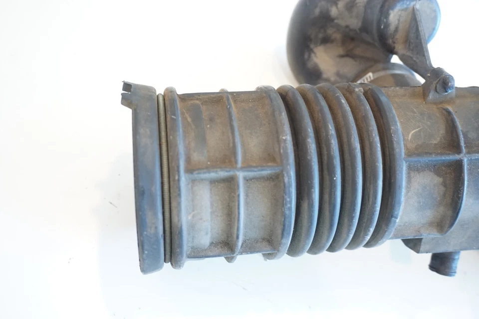 Tubo de admisión de aire Honda CR-V 1997-2001 OEM Foto 4 de 4