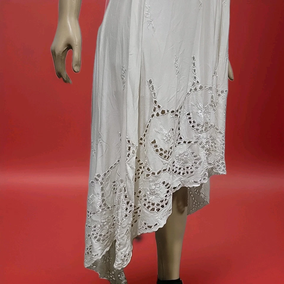Vestido Halter Marca Sky Talla S Marfil Alto-Bajo Corte Láser Crochet Encaje #11 Foto 4 de 4