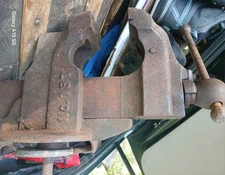 Vintage Charles Chas Parker No. 187 Bench Vice.     3-1/2  X 1-1/4 " Jaws