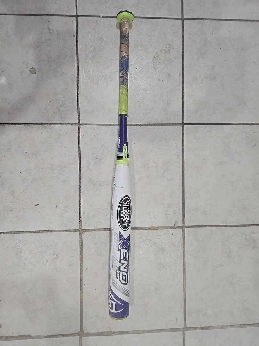 Louisville Slugger Xeno IST 33/23 Oz. Fast-pitch Softball