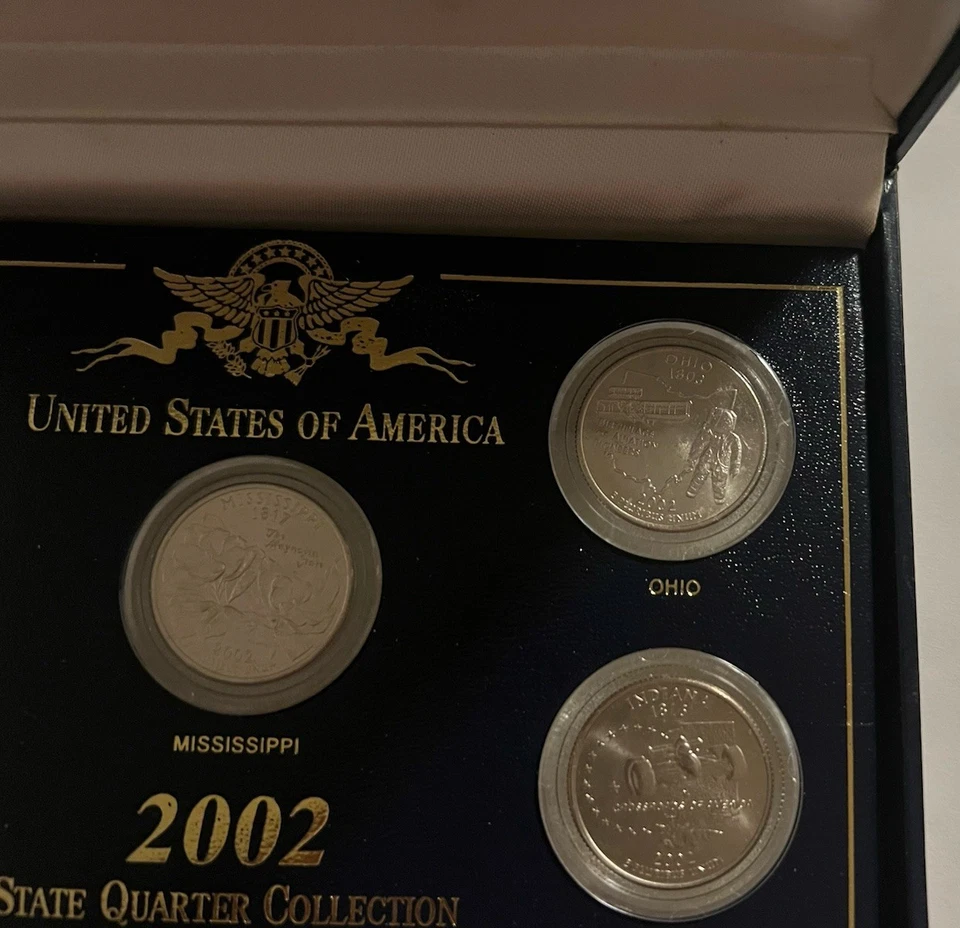 2002 U.S. Mint State Quaters. Complete Set Of 5 In Display Case - Image 4 of 4