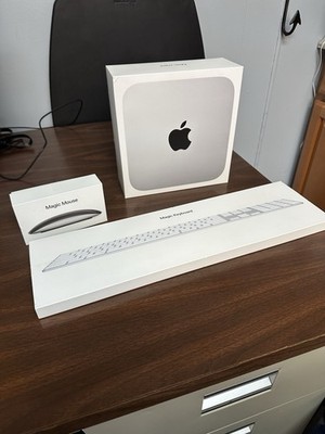 2020 Apple Mac Mini M1 Bundle - Excellent Condition