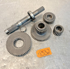 New Holland Tn95f Tractor Transmission Shaft & Gears