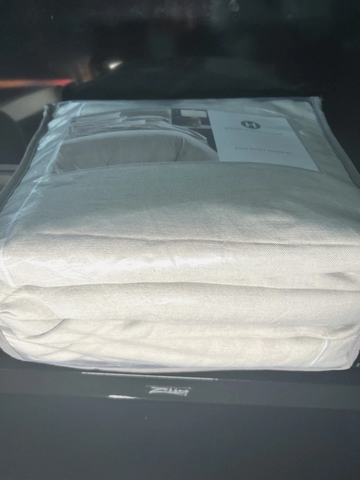 Juego de funda nórdica King de lujo de 3 piezas de lino mezcla modal natural Hotel Collection $550 Foto 3 de 4