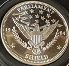 1 oz 1984 Vintage Parliament Shield .999 Fine Silver Art Round 31.1 Grams Scales