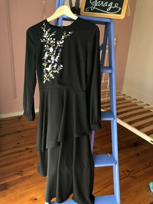 WAREHOUSE-BLACK DRESS EMBROIDERY  8 EXCELLENT CONDITION