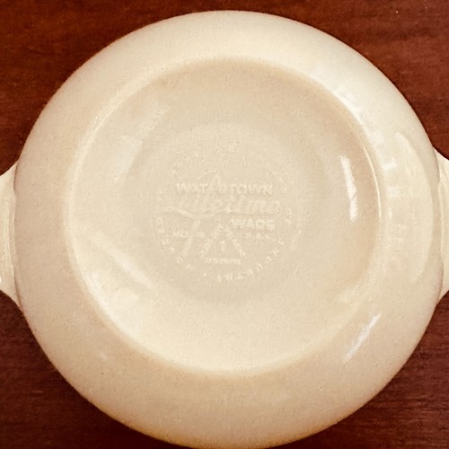 Yellow Sugar Bowl, Tab Handles & Lid |1950s Lifetime Ware Melamine Watertown USA - Picture 3 of 3