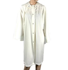 Vintage Reigning Beauty Size XL Robe Cream House Coat Pearl Snap Arnel Granny