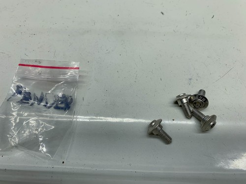 BMW F800R Vorne KOTFLÜGEL Schrauben Front Mudguard Bolts (4) 15'