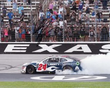 AUTOGRAPHED 2023 William Byron 24 Liberty University TEXAS RACE WIN Victory Bu