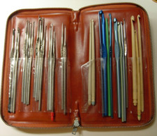 Crochet Needle Lot 29 Qty In Zipper Case