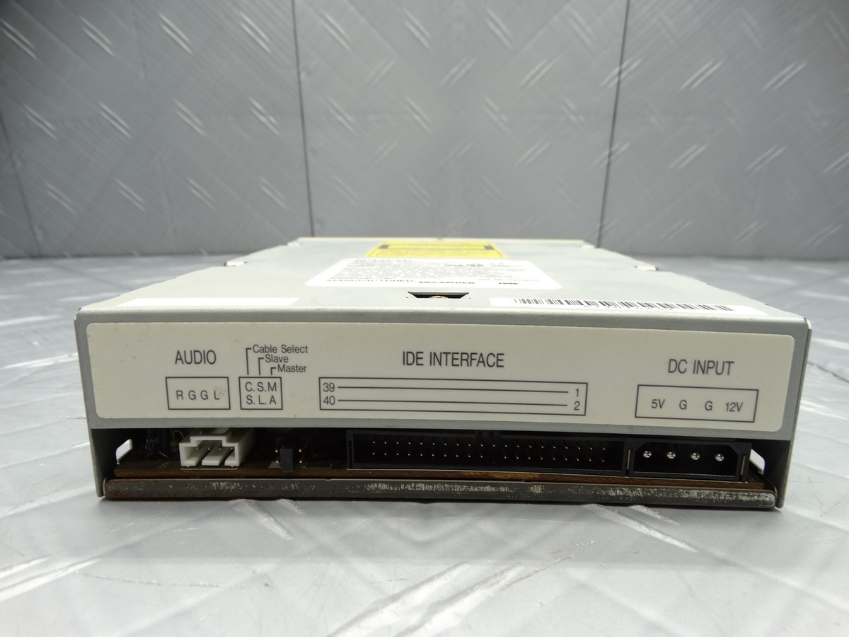 Mitsumi CD-ROM Drive IDE Interface +5V 0.4A / +12V 1.2A CRMC