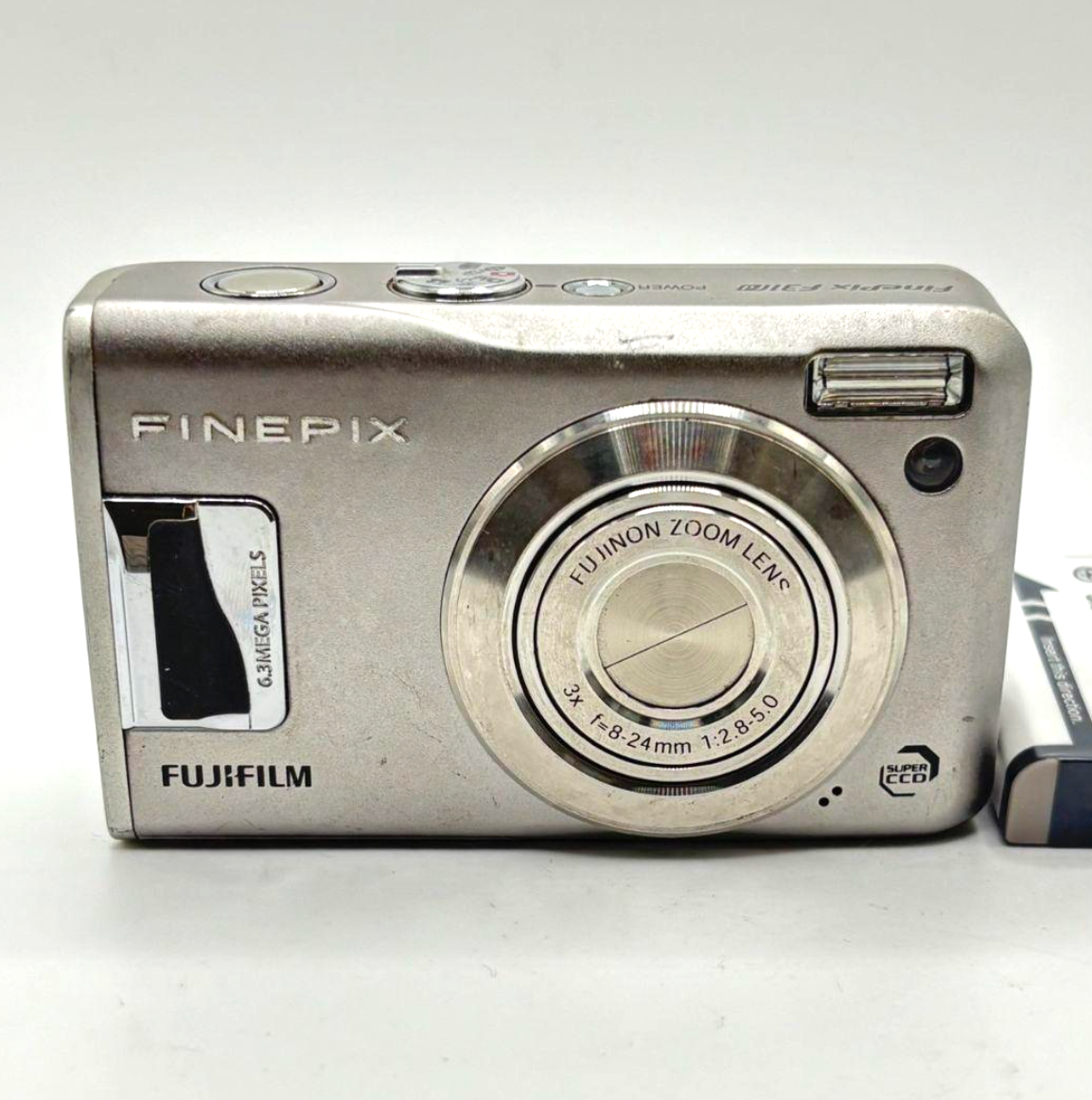 Fujifilm FinePix F31 fd Silver 6.3MP Compact Digital Camera Japan