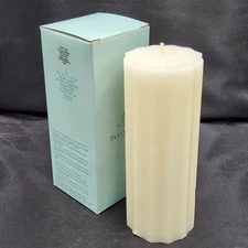Vintage Partylite 3 X 7 Ruffled Pillar Candle Scent Iced Snowberries White New