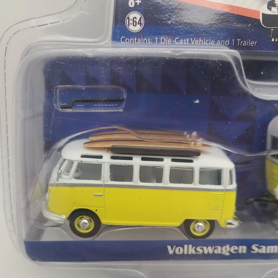 Autobús Volkswagen Tipo 2 Greenlight 1:64 1974 y Airstream Bambi 51035 Chase Car Foto 4 de 4