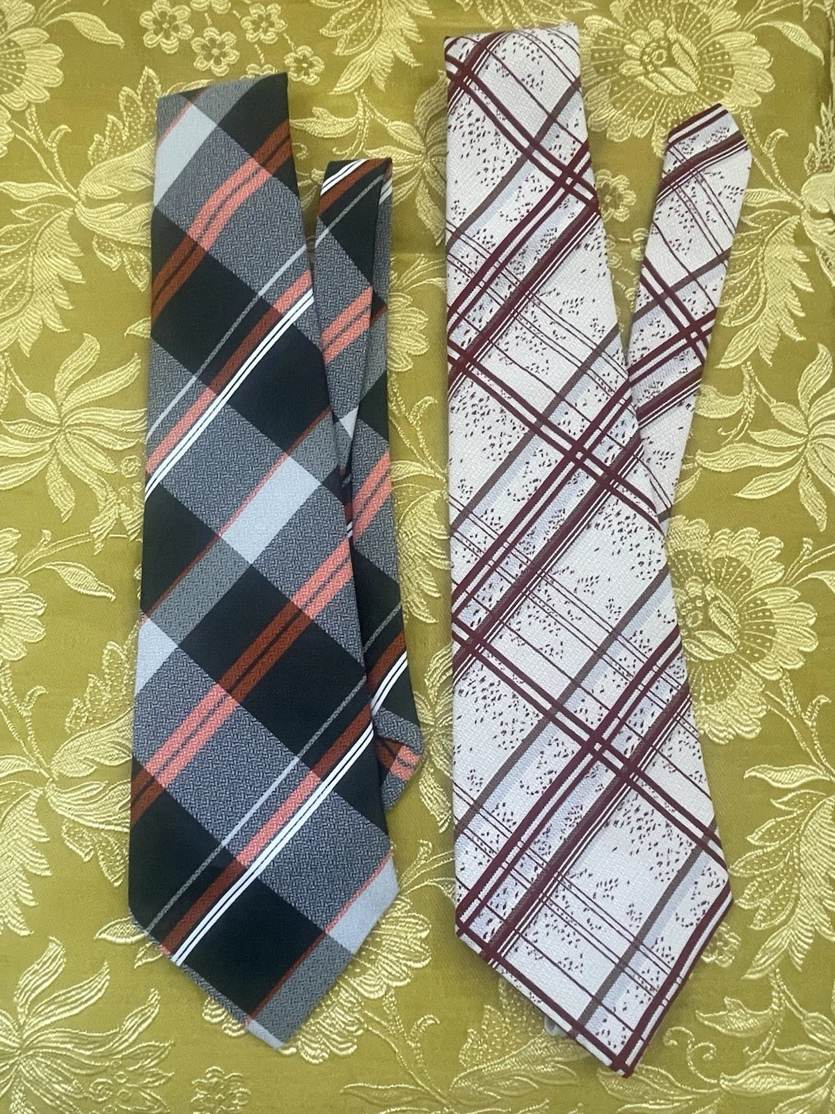 Vintage 1970s Men's Neckties Lot of 2 Exclusive VIP Made in Yugoslavia NOS New - product detail image 3