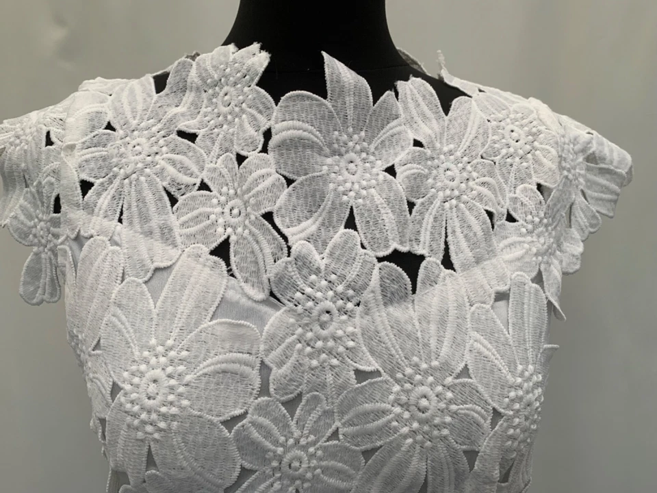 Vestido Sheinside Blanco Floral Algodón Espalda Abierta Talla M Foto 3 de 4