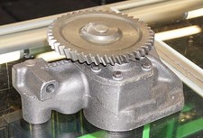 Allis Chalmers Tractor Agco 74036125 3500 Engine Oil Pump 4028052 7030 7060 210