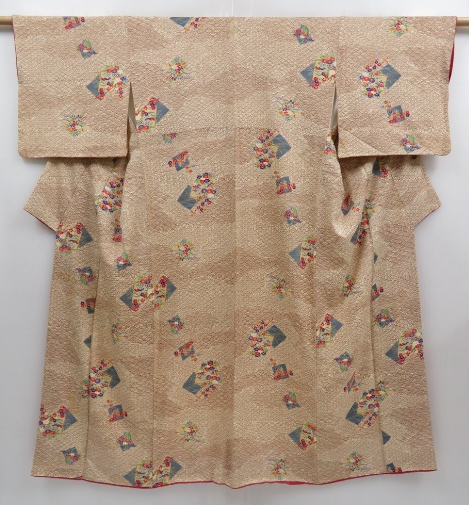 3611T05z750 Vintage Japanese Kimono Silk KOMON Flowers Champagne