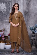 Comfort Fit A-Line Kurta Set For Women Daily Casual Wear Ethnic Dress Anarkali