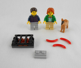 Lego City Van & Caravan Prebuilt Toy 60117 Minifigures Included As Is