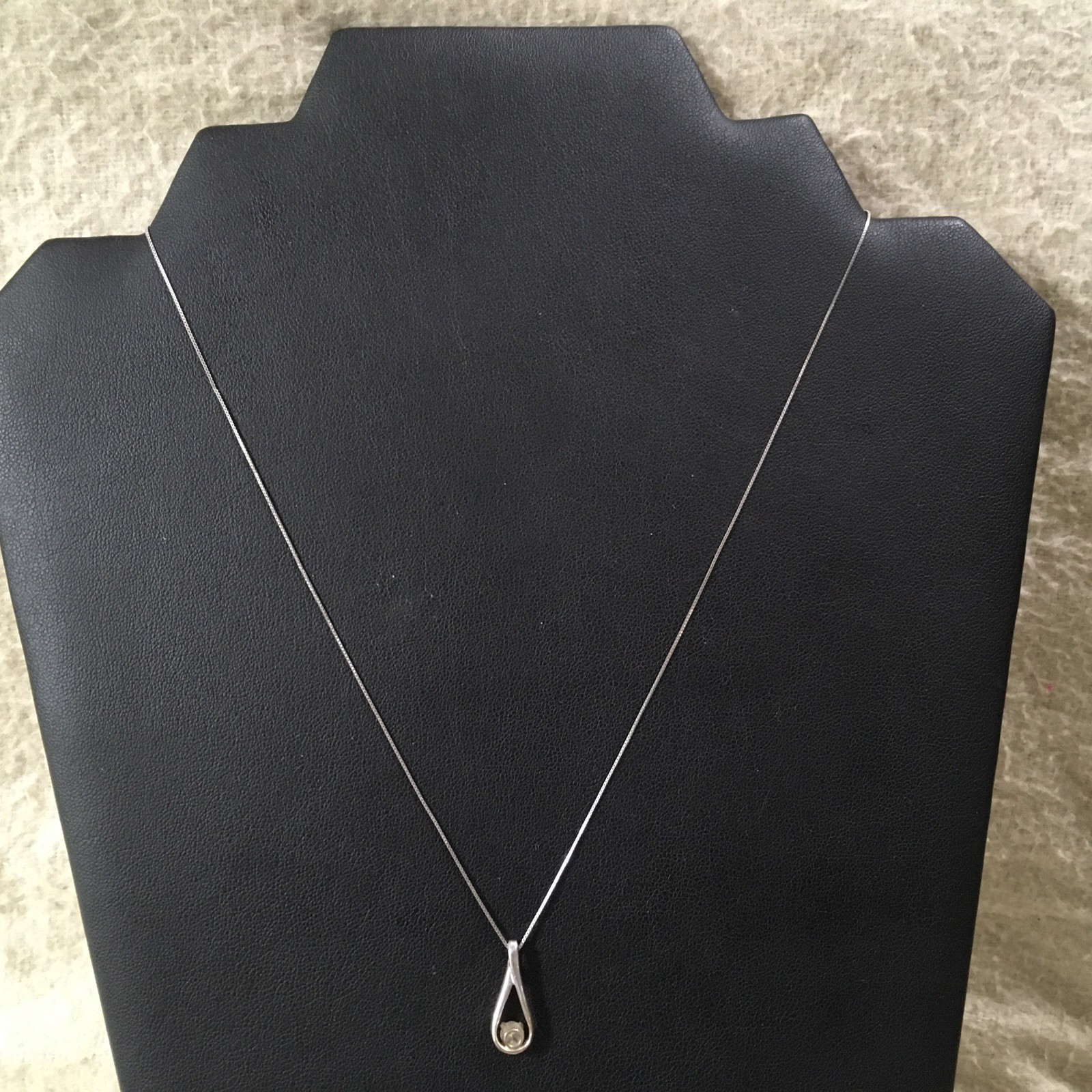 14K Solid White Gold 2.4 - Solid Necklace With Cl… - image 2