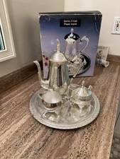 Vintage Silver Plated Ornate Footed Tea Coffee Pot - Stunning!  /2/