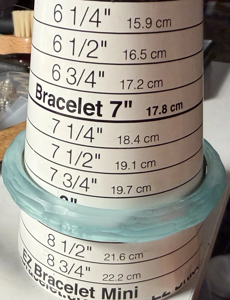 Алексис Биттар? Резной браслет Aqua Blue Lucite с серебряной подкладкой - Изображение 4 из 4