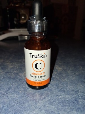 TruSkin Vitamin C Serum For Face Anti Aging Face Serum with Vitamin C.