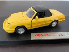 1/43 Alfa Romeo Spider yellow 16601