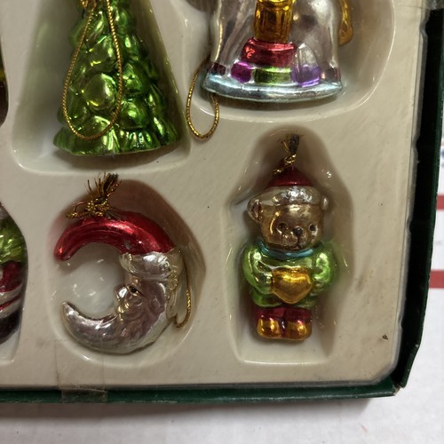 KURT ADLER Mini Christmas Tree Ornaments - Picture 4 of 6