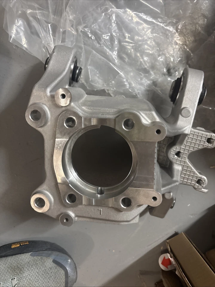 Rear Left Side Spindle Knuckle Wheel Hub for 2019-2023 Jeep Cherokee 4Wd New - Bild 3 von 3