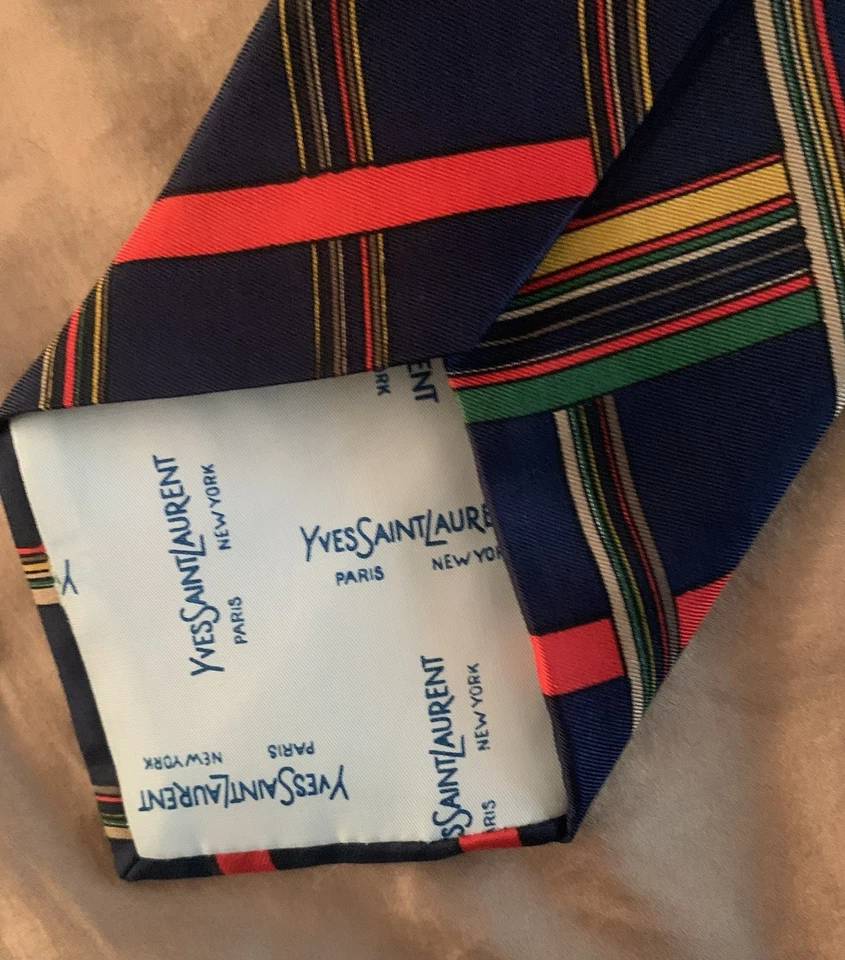 Corbata vintage Yves Saint Laurent tartán tejida en Inglaterra nueva con etiquetas Foto 3 de 4