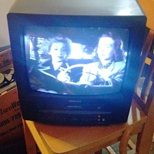 Toshiba MV13L2 CRT Television TV/VCR Combo, Model MV13L2 Oct 2001 Tested Works