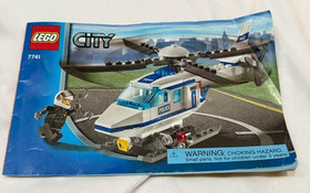 LEGO 7741 - LEGO CITY: Police Helicopter complete set with instruction manual