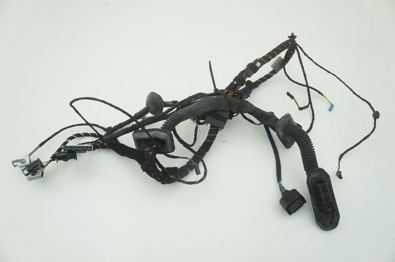 Rear Left Or Right Door Wire Harness OEM 61120022501 Rolls Royce Phantom Vii 06