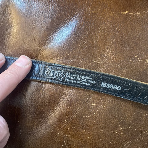 Levy's MSS80 Leather Guitar Strap Two-Tone Black & Walnut - Picture 7 of 10