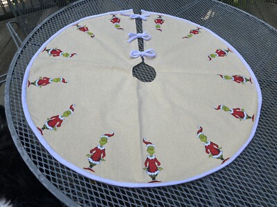 GRINCH Christmas Tree Skirt 42  REVERSIBLE