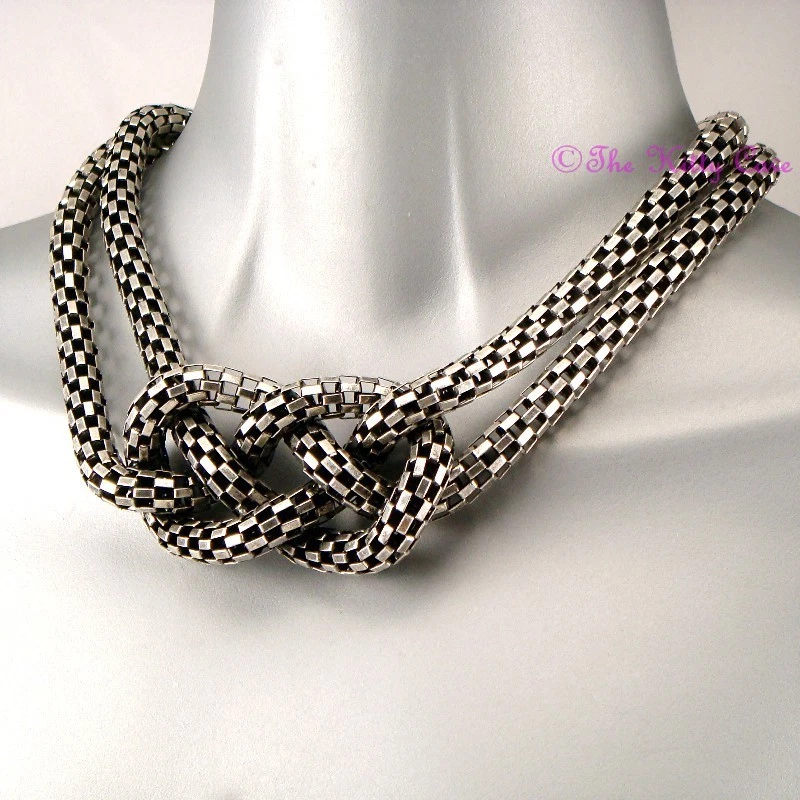 Debenham Decorativo Bruciare Argento Rustico Rete Vintage Nodo Celtico Collare - Immagine 2 di 4